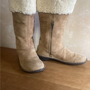 UGG Sheepskin Winter Boots so 9.5